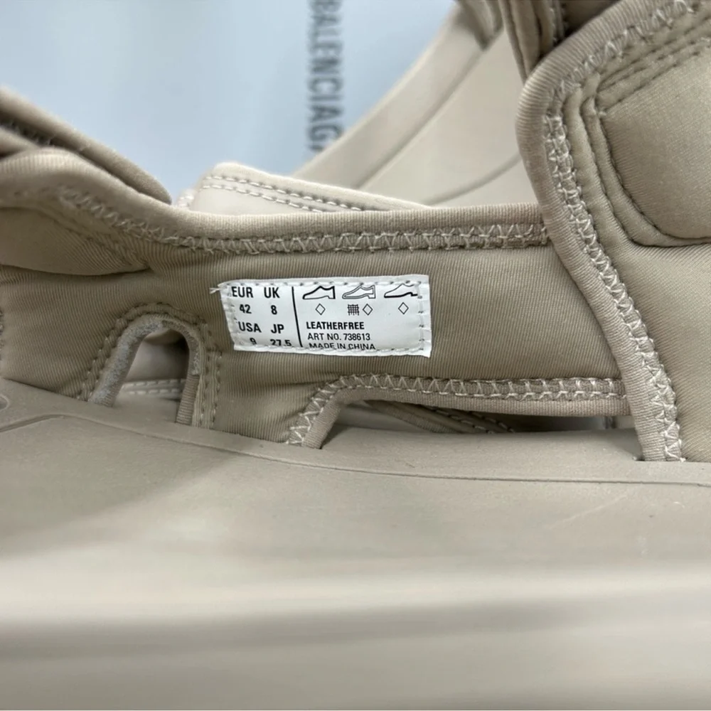 Men’s Balenciaga, Taurus sandals size 9 beige